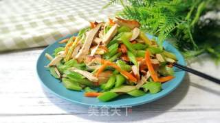 熏干芹菜的做法步骤：7