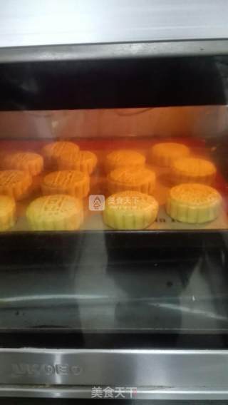 广式传统五仁月饼的做法步骤：8
