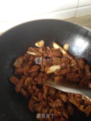 胡萝卜炖牛肉的做法步骤：5