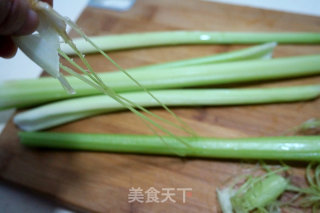 香干芹菜的做法步骤：2