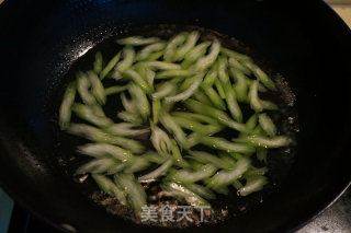香干芹菜的做法步骤：6