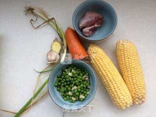 鲜香肉末炒粒粒的做法步骤：1