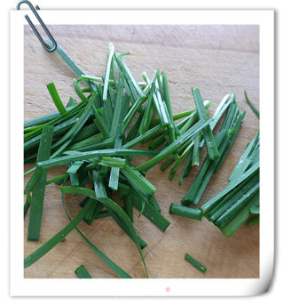绿豆芽炒韭菜（自己发绿豆芽）的做法步骤：8