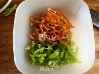 尖椒白萝卜炒肉丝的做法步骤：8