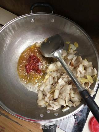 回锅肉的做法步骤：3