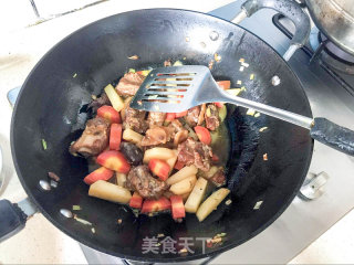 排骨烩菜的做法步骤：5