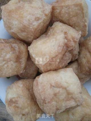 豆腐焖肉片的做法步骤：1