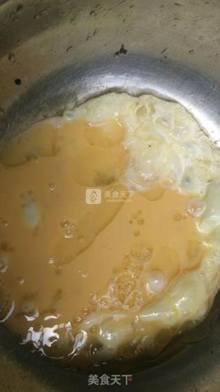 洋葱炒鸡蛋的做法步骤：5