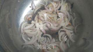 洋葱炒鸡蛋的做法步骤：7
