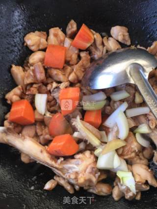 鸡腿随意炖的做法步骤：4