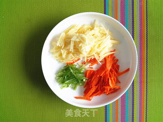 【土豆丝蛋饼】的做法步骤：1