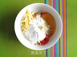 【土豆丝蛋饼】的做法步骤：2