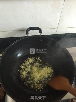 黑椒牛肉披萨的做法步骤：4