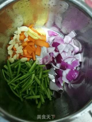 特色小炒肉的做法步骤：1