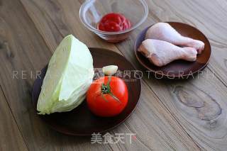 茄汁卷心菜炖鸡肉的做法步骤：1