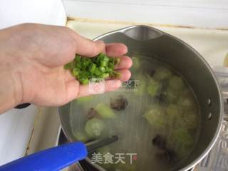 丝瓜木耳粉丝汤的做法步骤：15