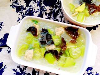 丝瓜木耳粉丝汤的做法步骤：18