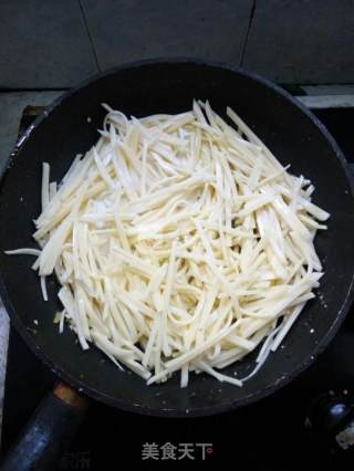 土豆丝饼的做法步骤：5