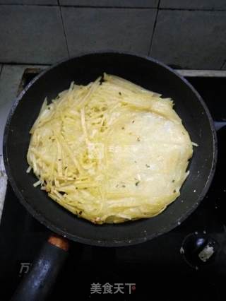 土豆丝饼的做法步骤：6