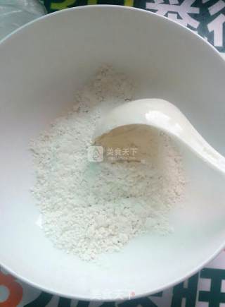 西红柿疙瘩汤的做法步骤：2