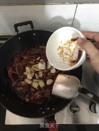 麻辣小龙虾的做法步骤：9