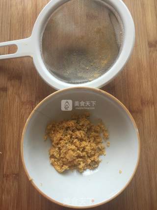 金沙鸡翅的做法步骤：4
