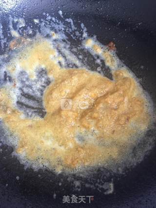 金沙鸡翅的做法步骤：8