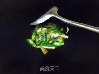 番茄辣椒汤粉的做法步骤：4