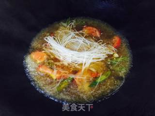 番茄辣椒汤粉的做法步骤：6