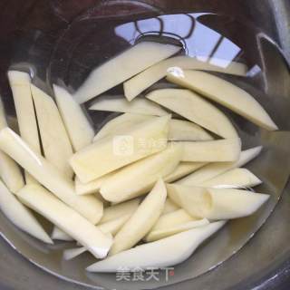 面线薯条的做法步骤：1