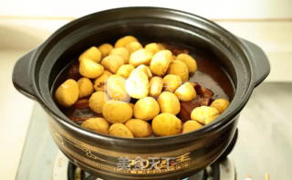 鲜香板栗红烧肉的做法步骤：8