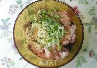 冬瓜番茄蛋饺汤的做法步骤：1