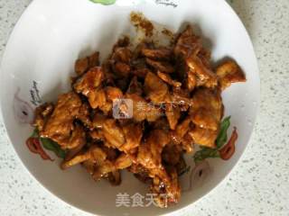 豆角炒肉片的做法步骤：1