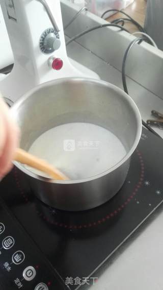 北海道戚风蛋糕的做法步骤：8