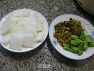 雪菜蚕豆冬瓜汤的做法步骤：1