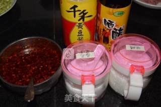 青豆炒肉末的做法步骤：3