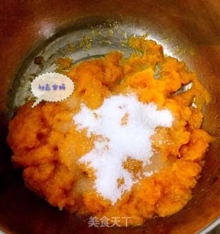 麻香南瓜饼的做法步骤：2