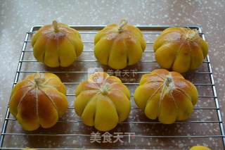 豆沙南瓜面包的做法步骤：16