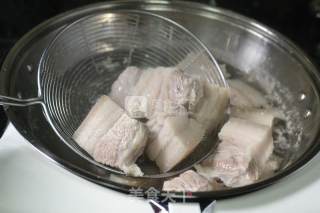 红烧肉烧笋的做法步骤：6