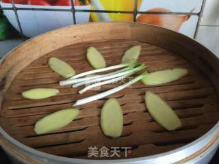 鳕鱼鱼松的做法步骤：3