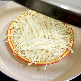 蒜蓉虾仁生蚝蒸粉丝的做法步骤：6
