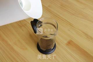 咖啡椰奶棒冰的做法步骤：2