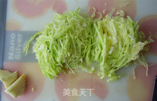 咸肉卷心菜炒粉丝的做法步骤：3
