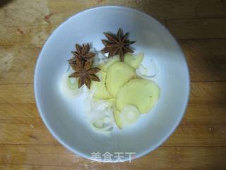红果番茄炖牛腩的做法步骤：3