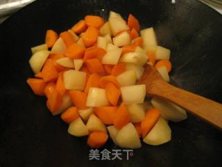 红果番茄炖牛腩的做法步骤：4