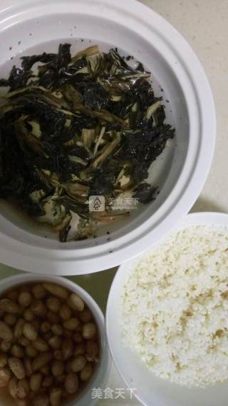 咸骨粥的做法步骤：2