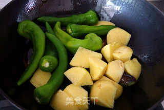 家常焖三鲜的做法步骤：3