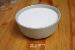 自制健康美味酸奶的做法步骤：1