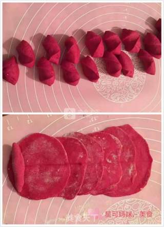 甜根菜玫瑰花的做法步骤：3