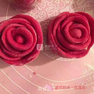 甜根菜玫瑰花的做法步骤：5